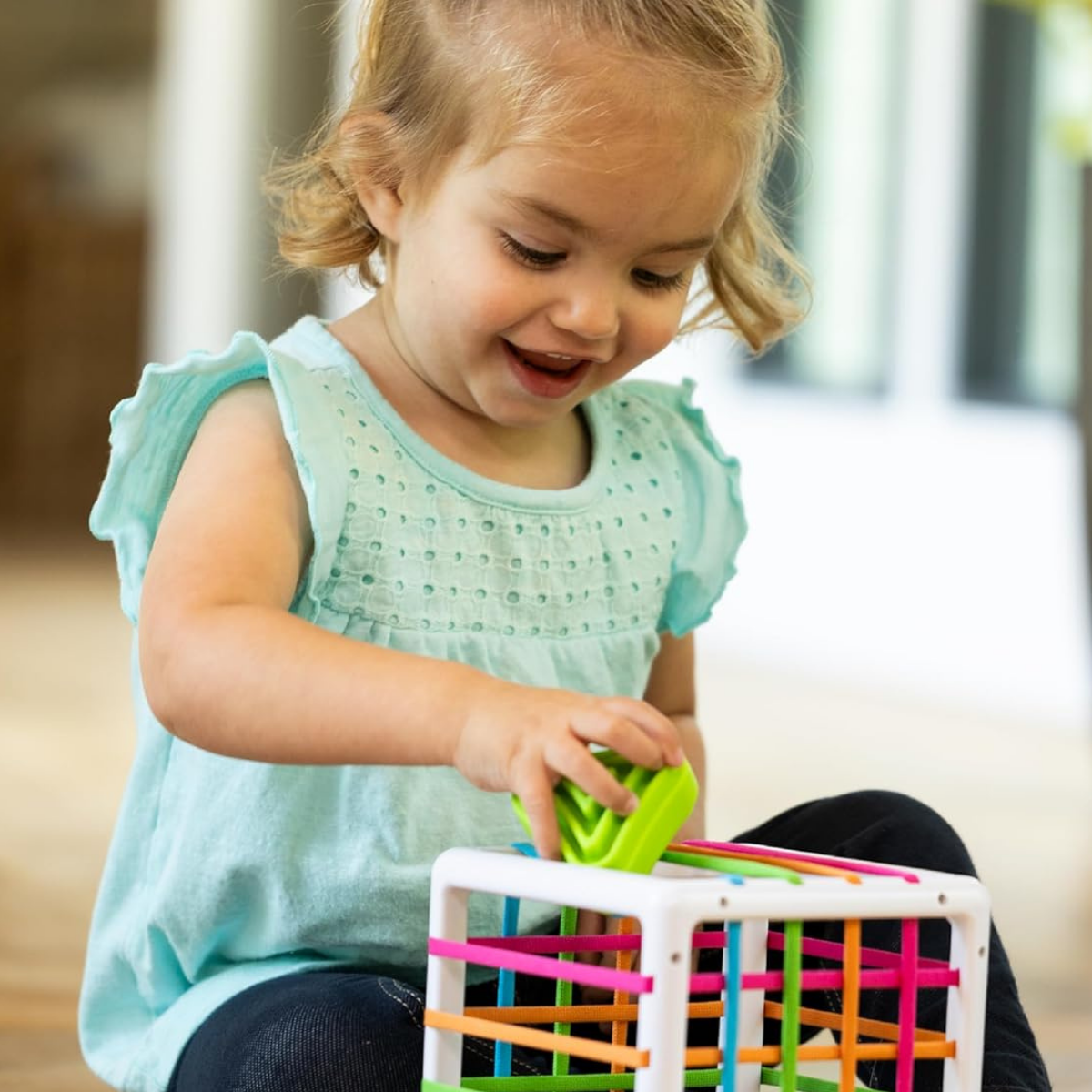 InnyBin – Boîte à formes élastique et sensorielle