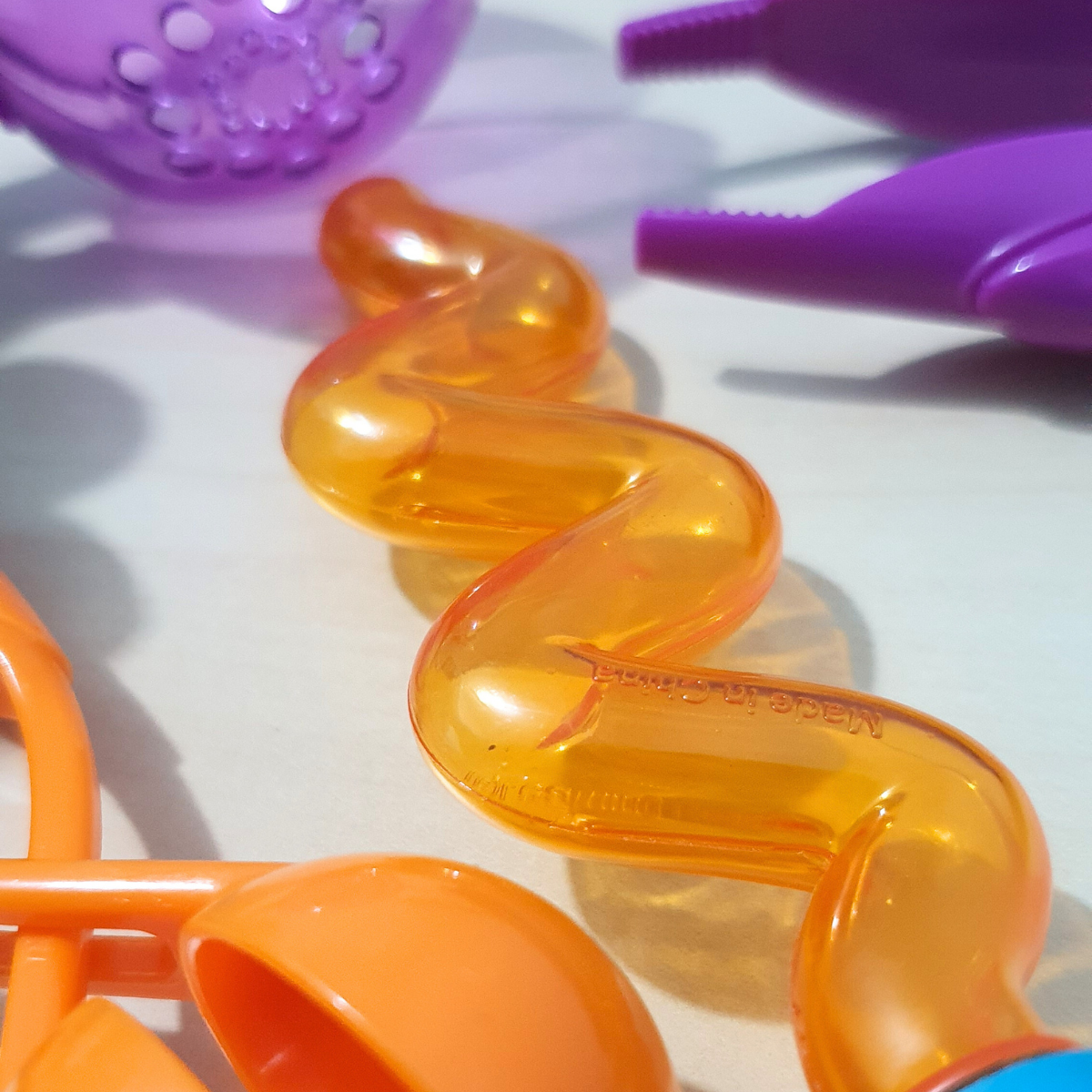 Kit de 4 outils de motricité fine – Matériel varié pour activités de manipulation