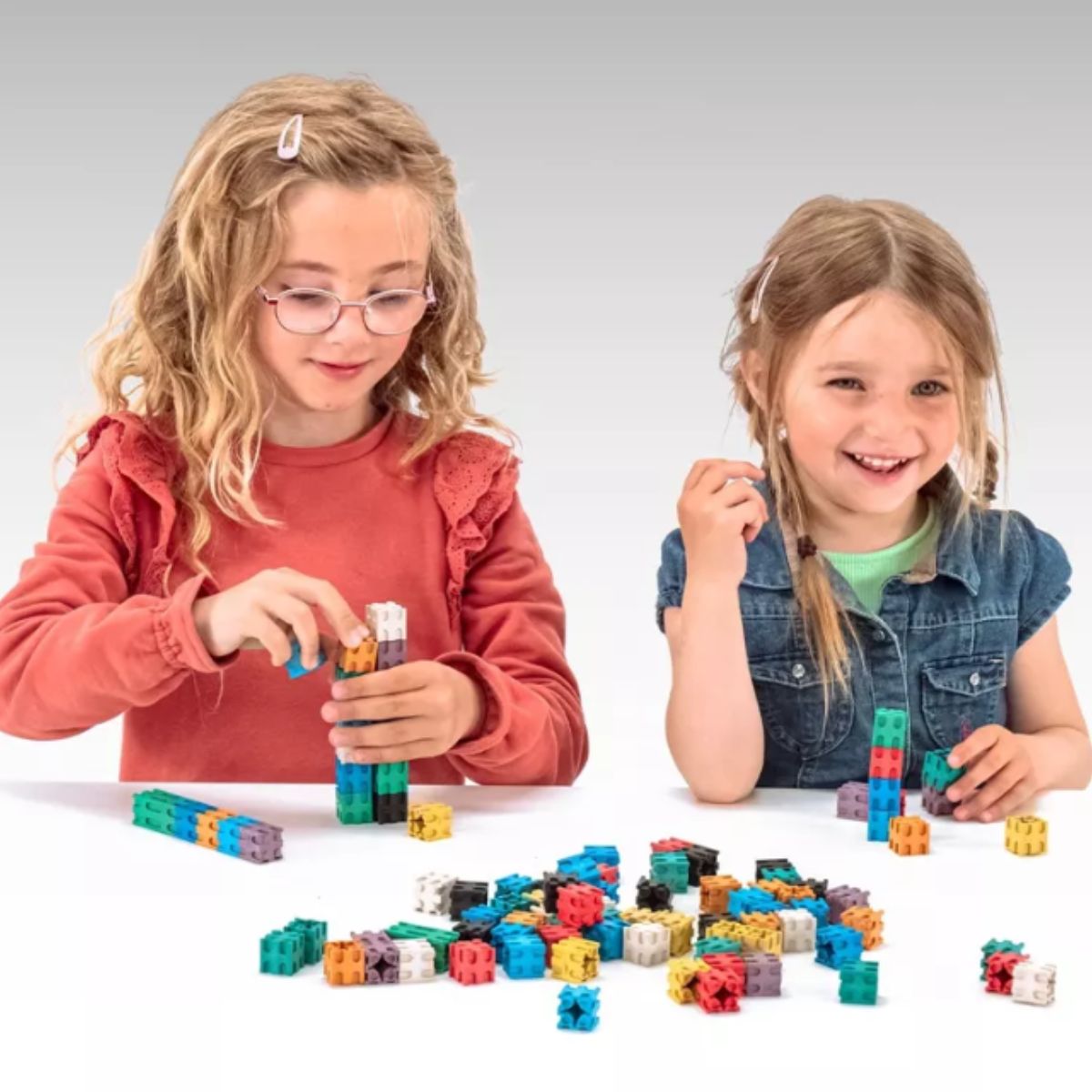 Cubes Maths emboîtables – Compter, décomposer et calculer avec 100 cubes