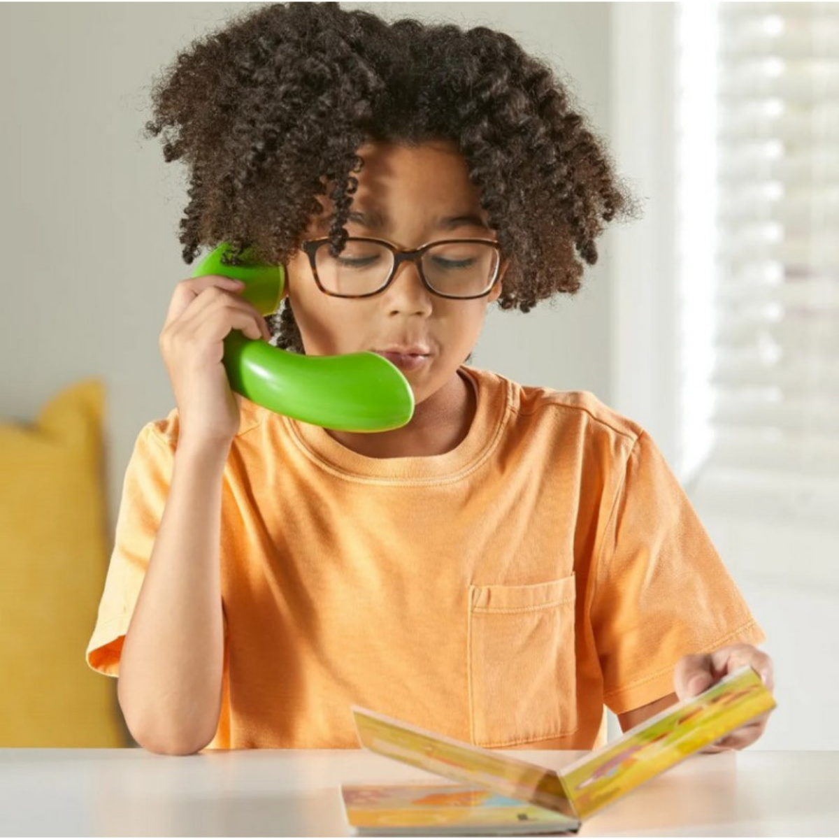 Téléphone à phonème – Outil d’écoute pour phonologie et articulation
