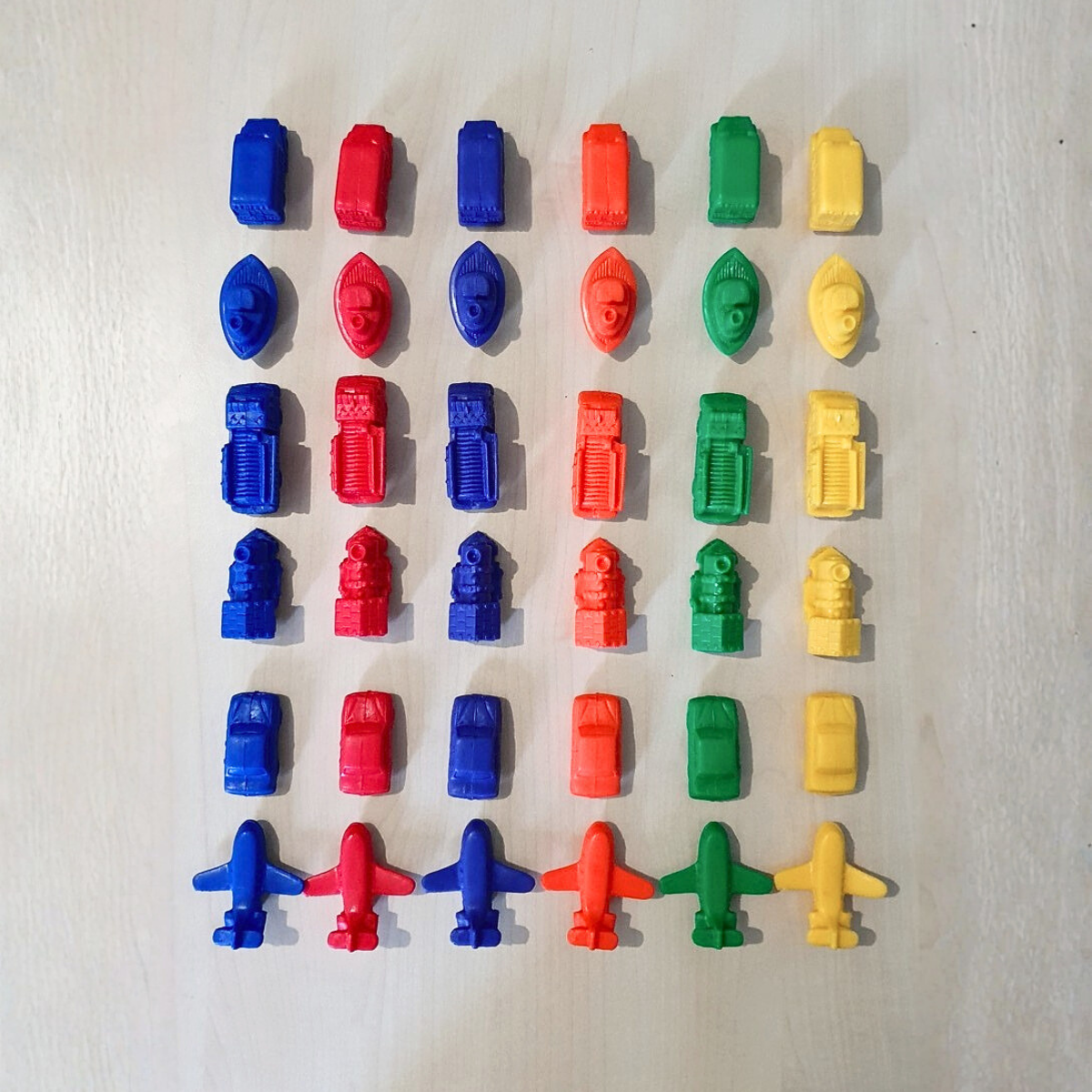 Véhicules de tri et de comptage – 36 transports à classer (formes & couleurs)